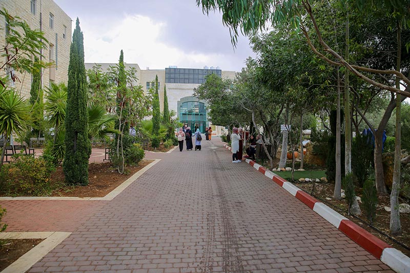 الكليات والبرامج AlQuds University