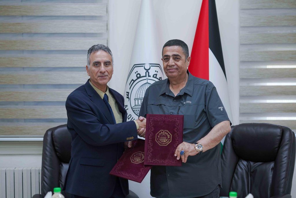 جامعة القدس واللجنة القطرية توقعان اتفاقية لدعم طلبة القدس