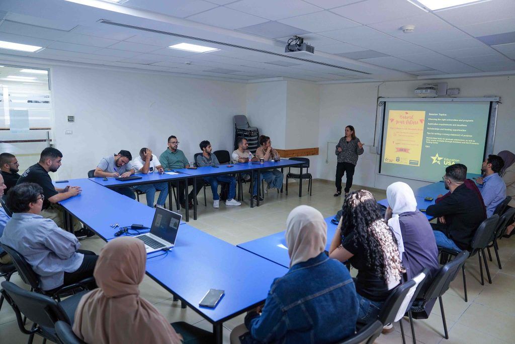 القدس بارد تستضيف لقاءً حول استكمال الدراسات العليا في الولايات المتحدة الأمريكية