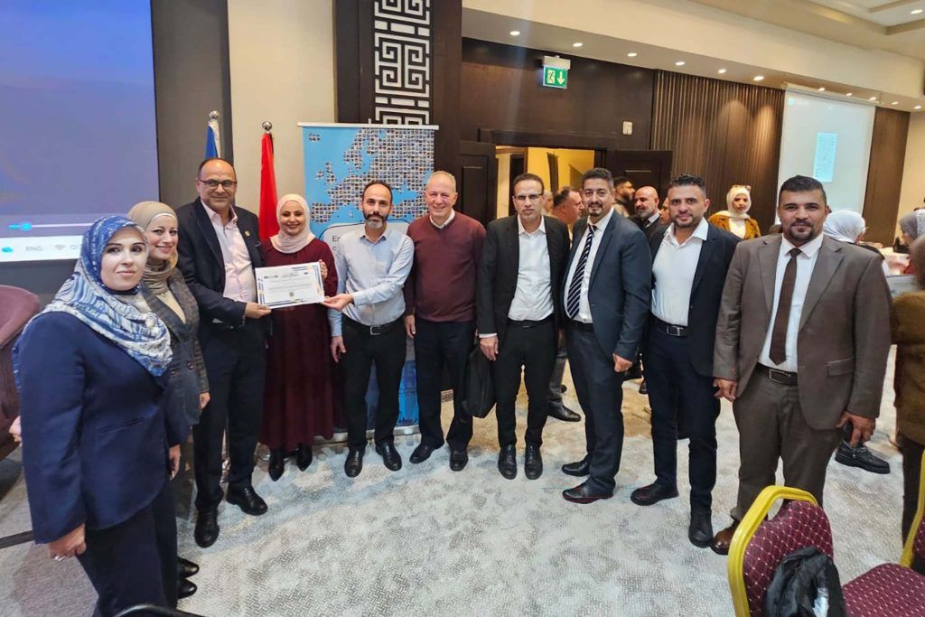 جامعة القدس تشارك في اللقاء التعريفي لبرنامج Erasmus+ وتكرم لفوزها بمشاريع بناء القدرات ودورها الريادي في التبادل الأكاديمي