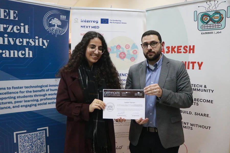 ad333103-6d56-43aa-931c-746eb778df58