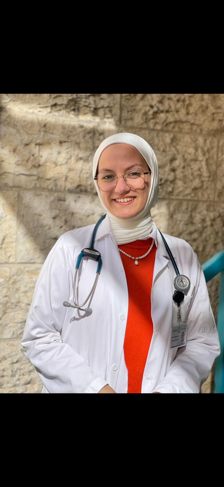 Dr. Hind Nairoukh photo